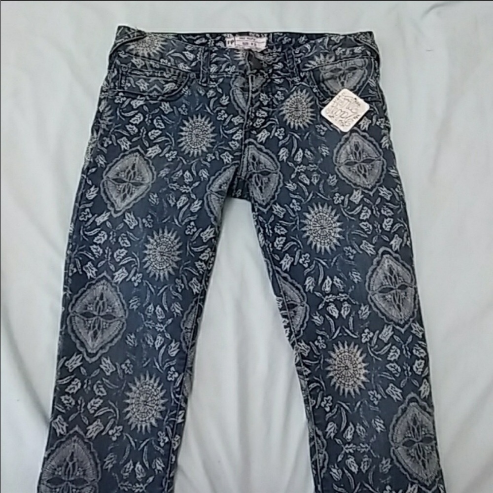 Free People Jeans ✨RARE✨ - Picture 3 of 7